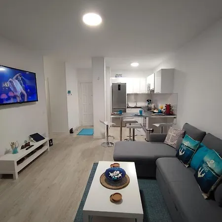 Apartment Paradise Apartment, With Wifi And Stunning Sea Views *